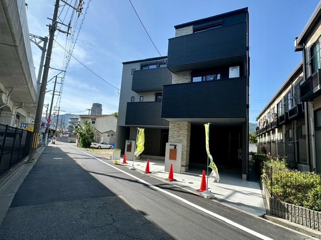 住吉宮町1丁目①②号地　前面道路