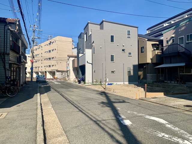 真野町　前面道路